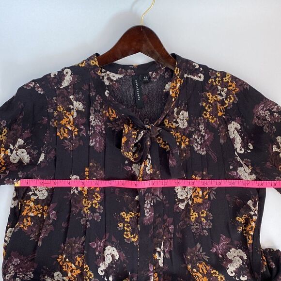 Knot Sisters Dress Women’s Size XS Long Sleeve Purple Floral Dress - Picture 9 of 10